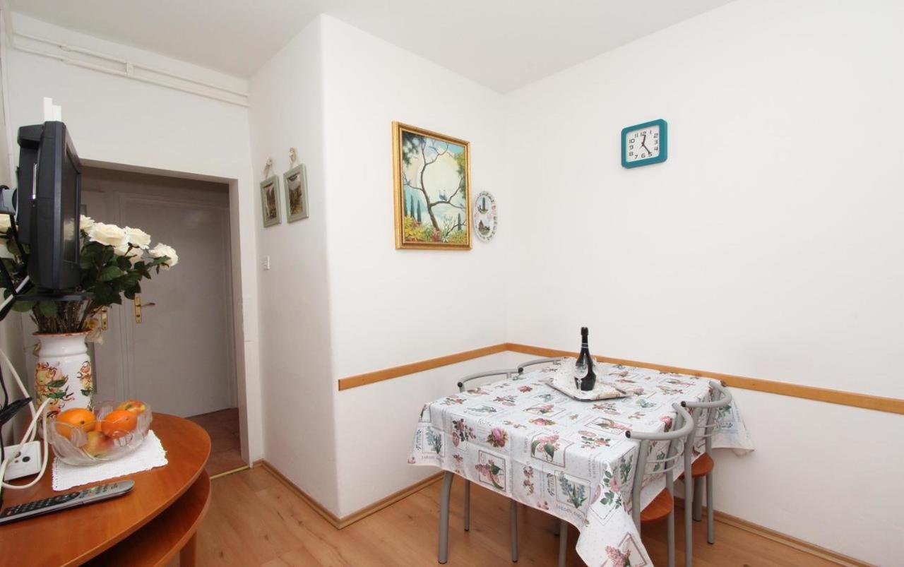 Ondina Apartment Rovinj Bagian luar foto