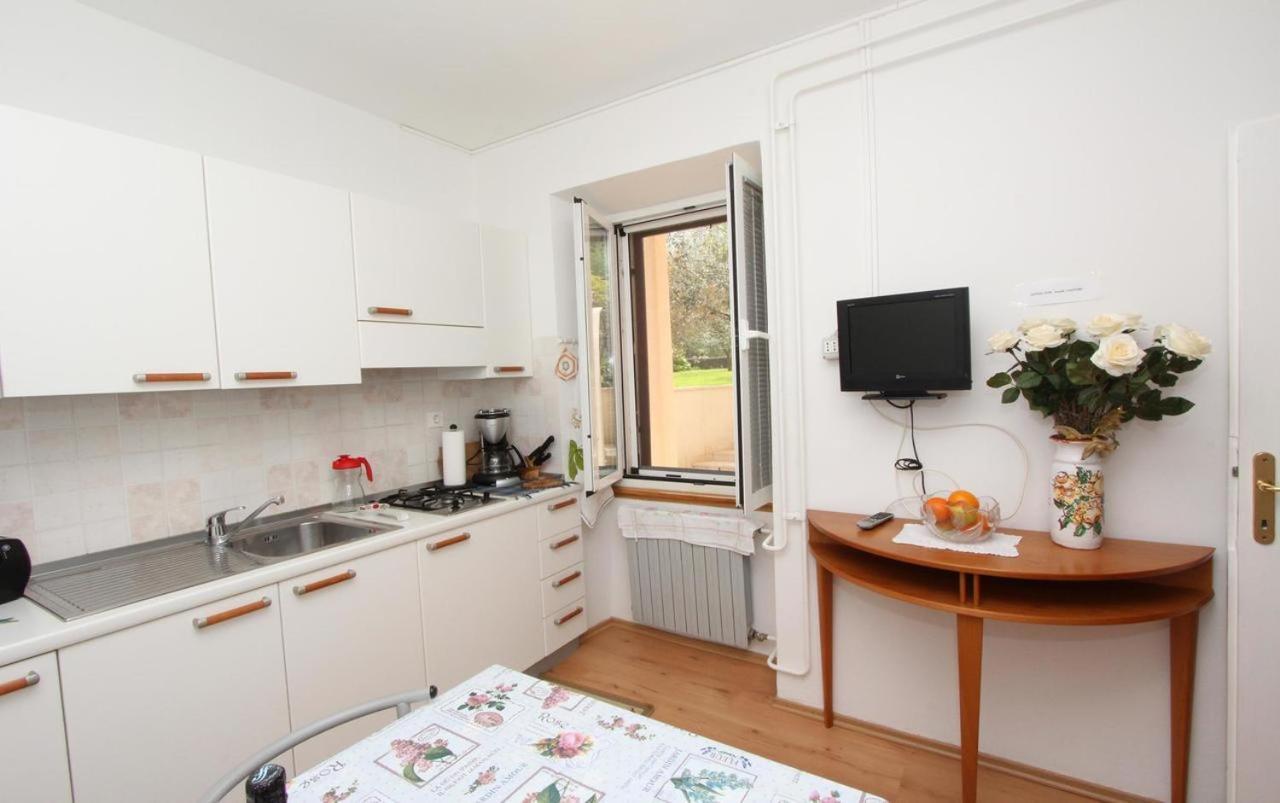 Ondina Apartment Rovinj Bagian luar foto